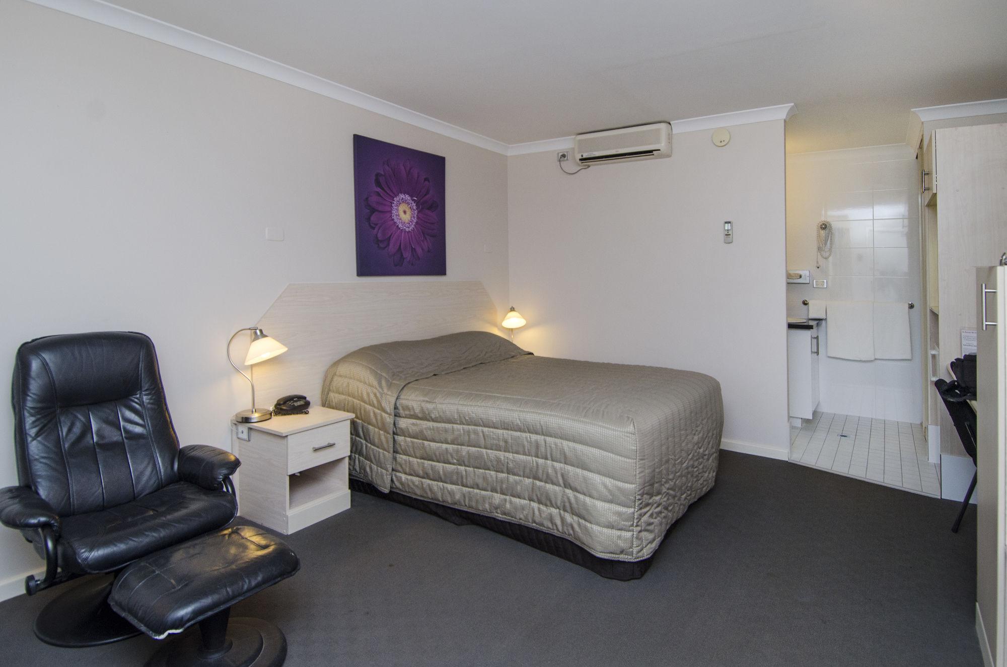 Quality Inn Railway Motel Kalgoorlie Extérieur photo